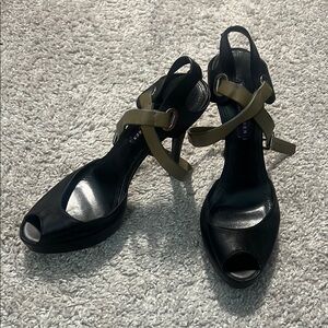 Ralph Lauren Black and Tan Peep-Toe Heels